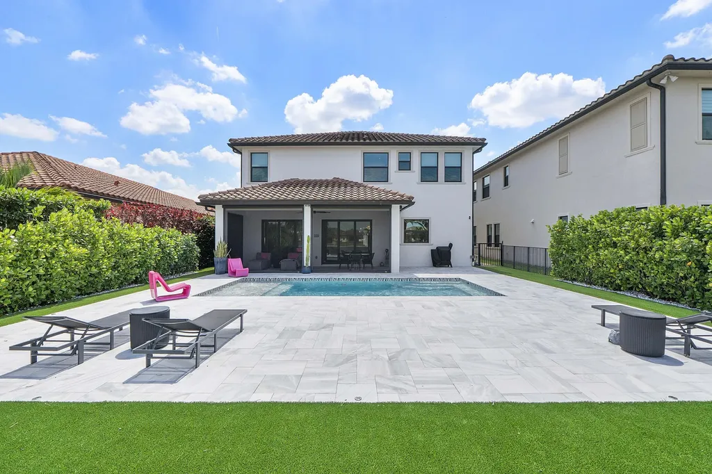 12095 S Baypoint Circle Parkland FL 33076