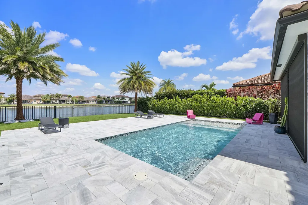 12095 S Baypoint Circle Parkland FL 33076
