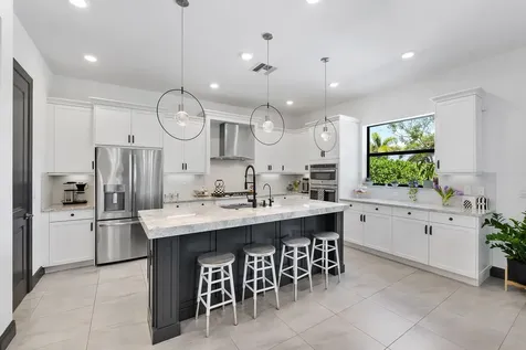 12095 S Baypoint Circle Parkland FL 33076