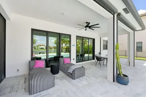 12095 S Baypoint Circle Parkland FL 33076