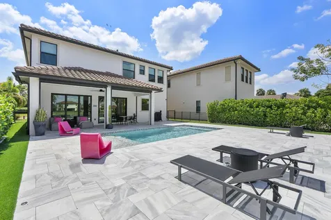 12095 S Baypoint Circle Parkland FL 33076