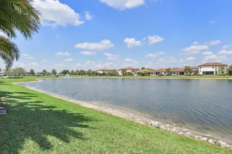 12095 S Baypoint Circle Parkland FL 33076