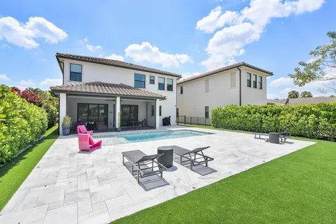 12095 S Baypoint Circle Parkland FL 33076