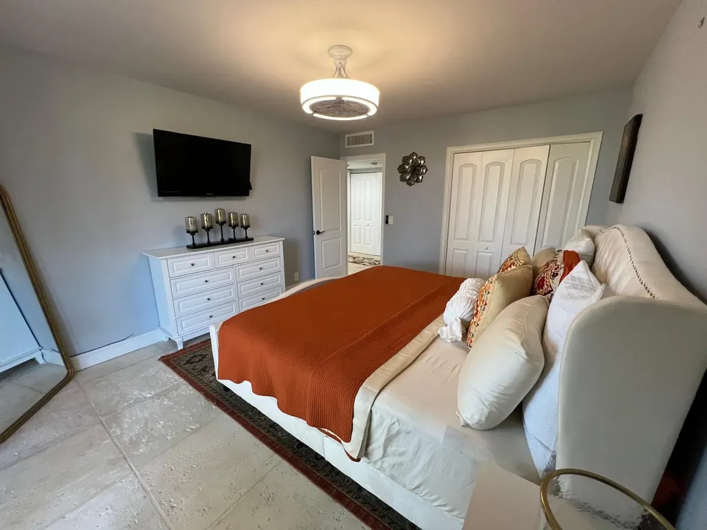 5257 S Fountains Drive S Lake Worth FL 33467
