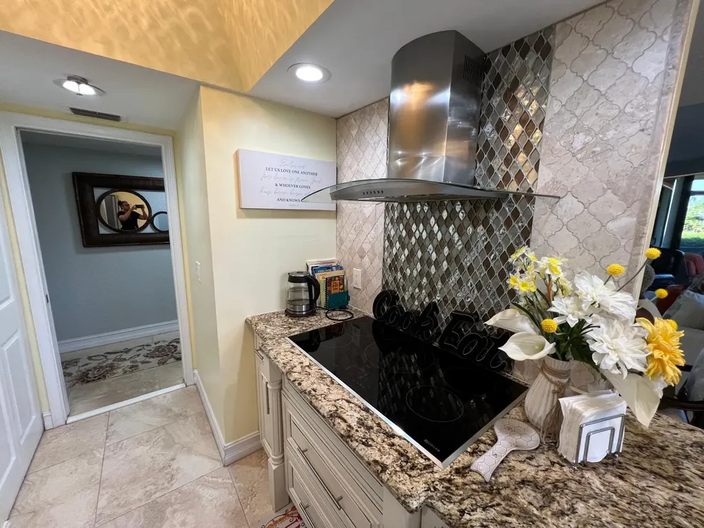 5257 S Fountains Drive S Lake Worth FL 33467