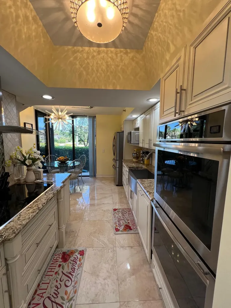 5257 S Fountains Drive S Lake Worth FL 33467