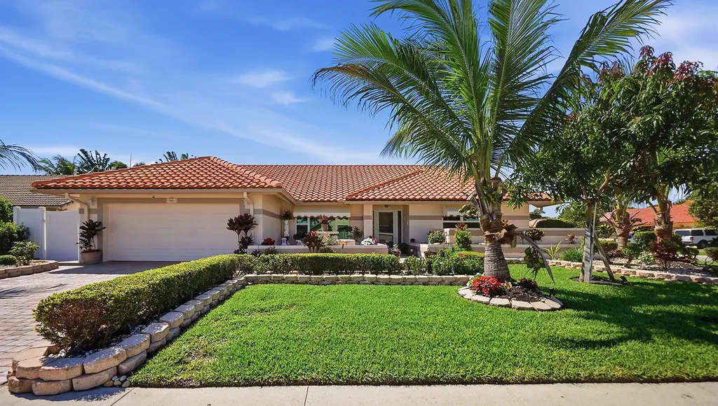 5884 Laurel Green Circle Boynton Beach FL 33437