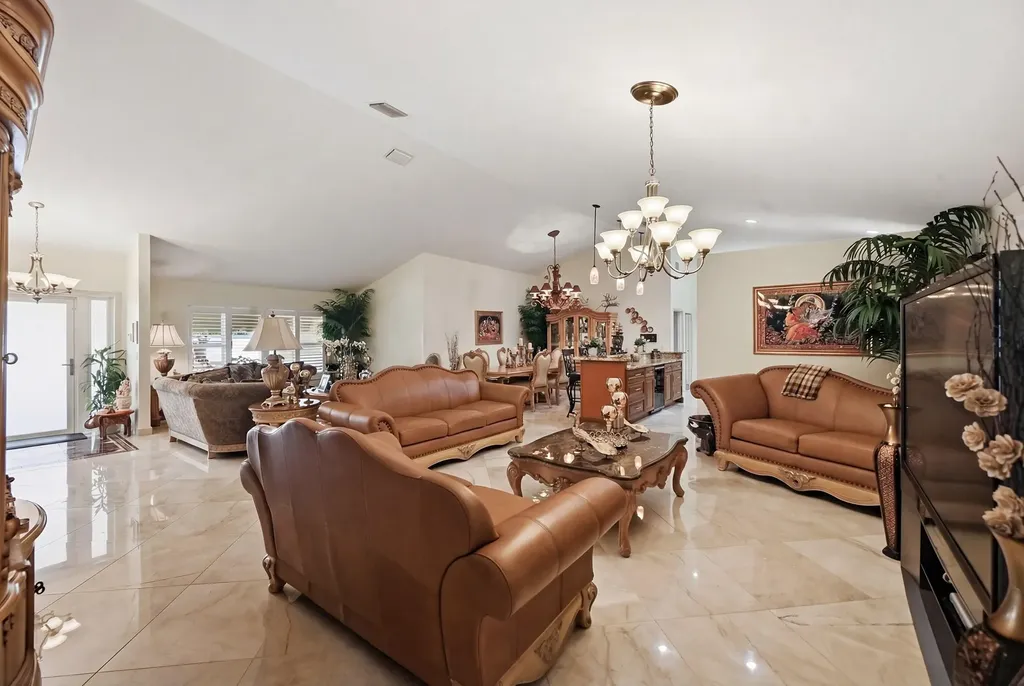 5884 Laurel Green Circle Boynton Beach FL 33437