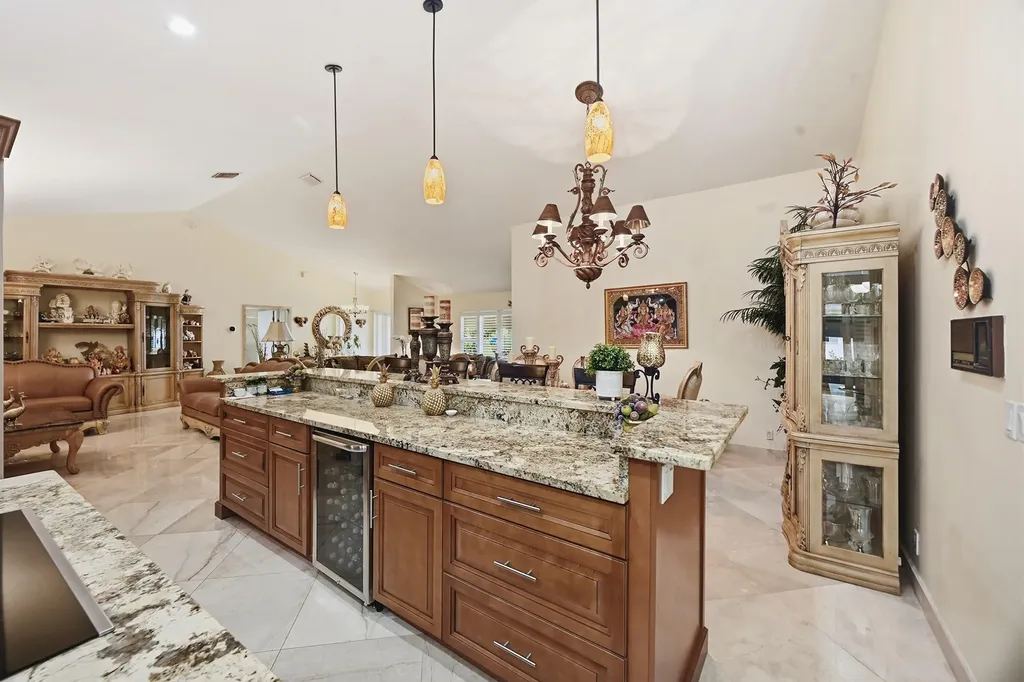 5884 Laurel Green Circle Boynton Beach FL 33437
