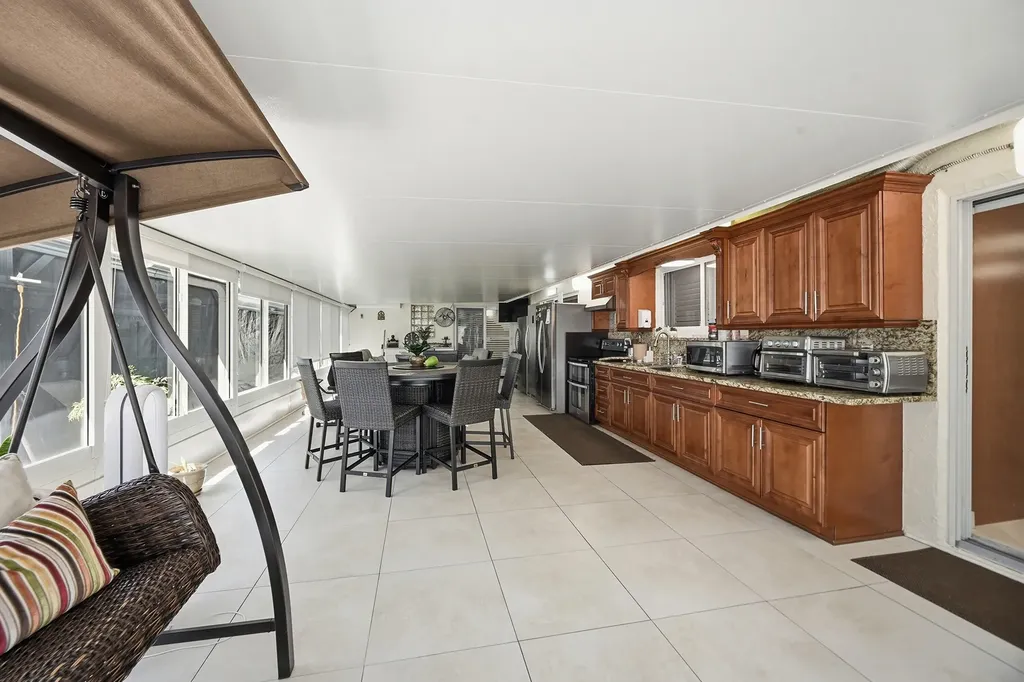 5884 Laurel Green Circle Boynton Beach FL 33437