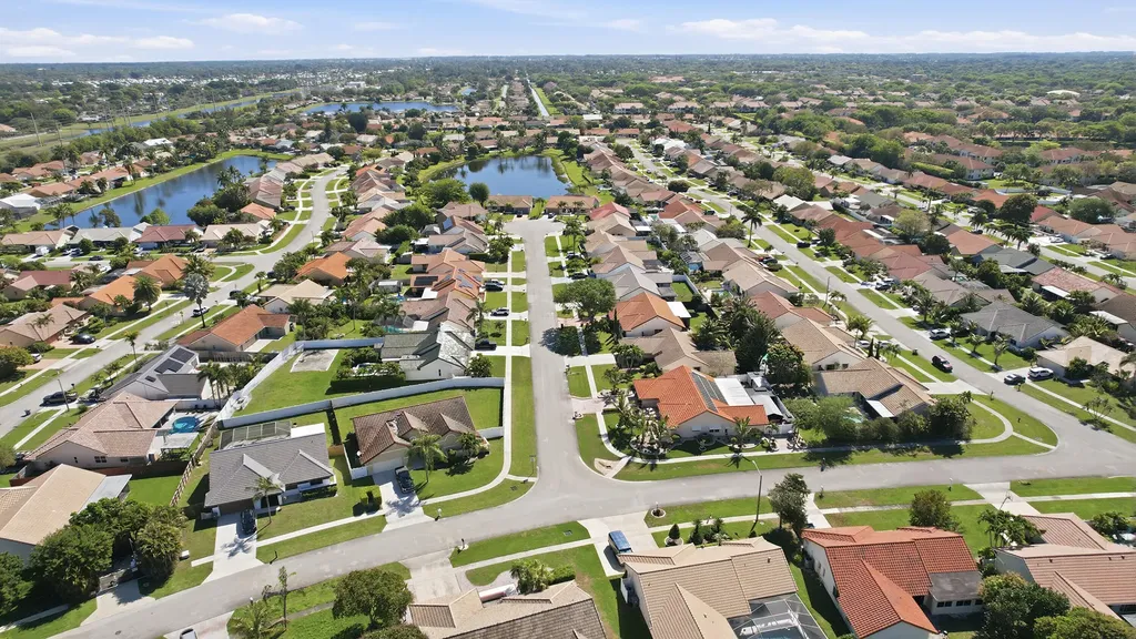 5884 Laurel Green Circle Boynton Beach FL 33437
