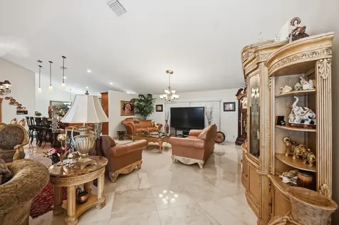 5884 Laurel Green Circle Boynton Beach FL 33437