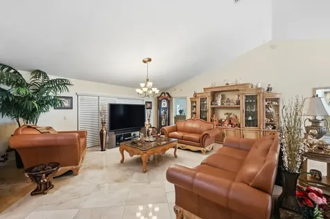 5884 Laurel Green Circle Boynton Beach FL 33437