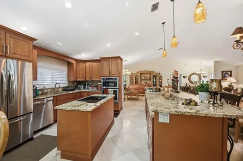 5884 Laurel Green Circle Boynton Beach FL 33437