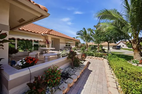 5884 Laurel Green Circle Boynton Beach FL 33437