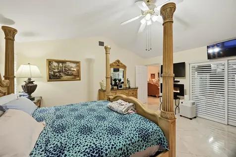 5884 Laurel Green Circle Boynton Beach FL 33437