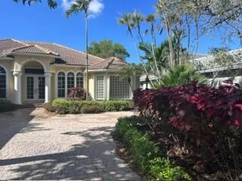8992 Lakes Boulevard West Palm Beach FL 33412