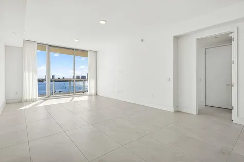 220 Lake Shore Drive Lake Park FL 33403