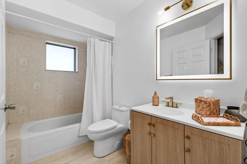 18304 181st Circle S Boca Raton FL 33498