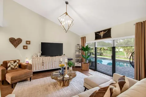 18304 181st Circle S Boca Raton FL 33498