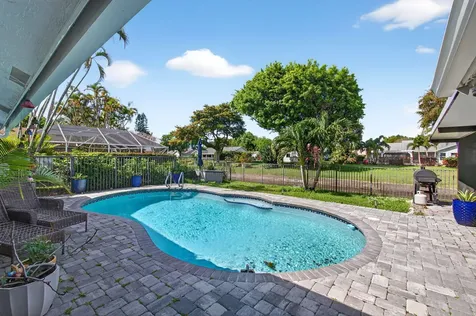 18304 181st Circle S Boca Raton FL 33498