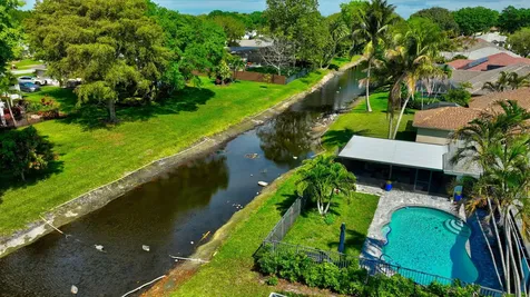 18304 181st Circle S Boca Raton FL 33498