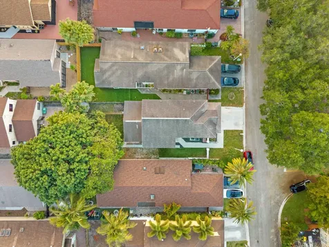 3700 NW 20th Street Coconut Creek FL 33066