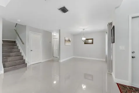 3700 NW 20th Street Coconut Creek FL 33066