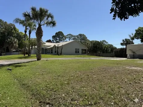 686 Caravan Terrace Sebastian FL 32958