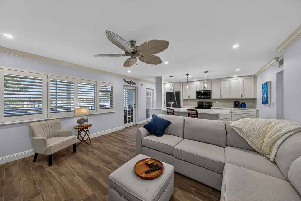 1198 Hillsboro Mile Hillsboro Beach FL 33062