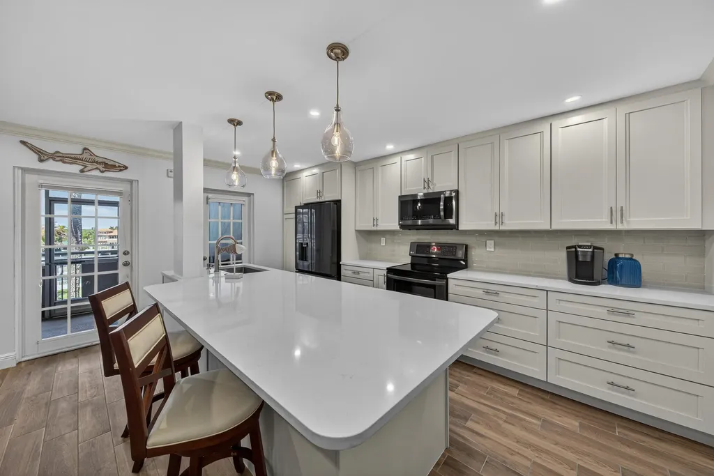 1198 Hillsboro Mile Hillsboro Beach FL 33062