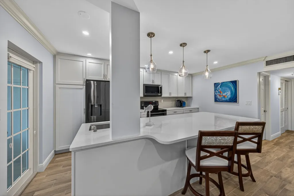 1198 Hillsboro Mile Hillsboro Beach FL 33062