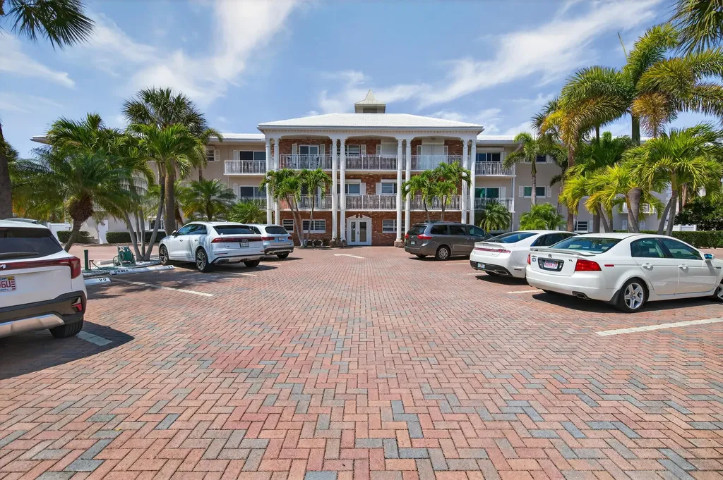 1198 Hillsboro Mile Hillsboro Beach FL 33062