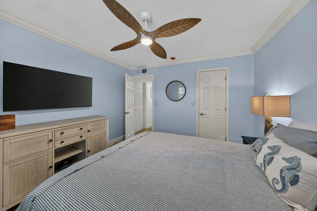 1198 Hillsboro Mile Hillsboro Beach FL 33062