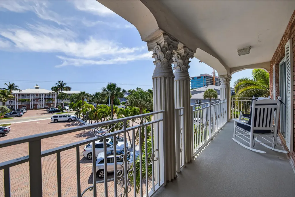 1198 Hillsboro Mile Hillsboro Beach FL 33062