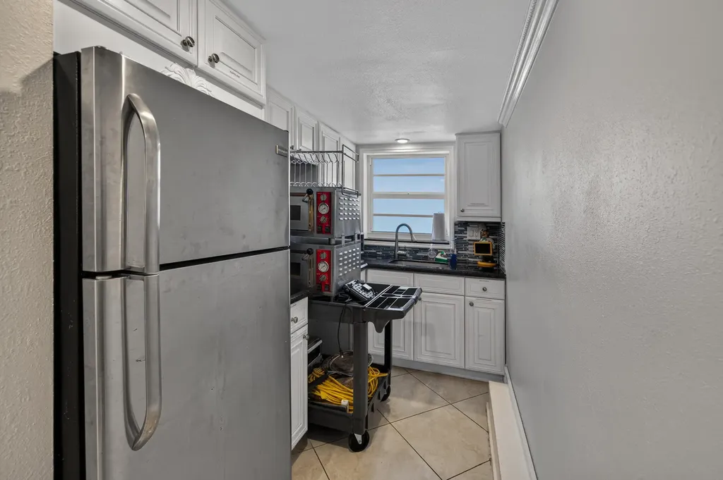 1198 Hillsboro Mile Hillsboro Beach FL 33062