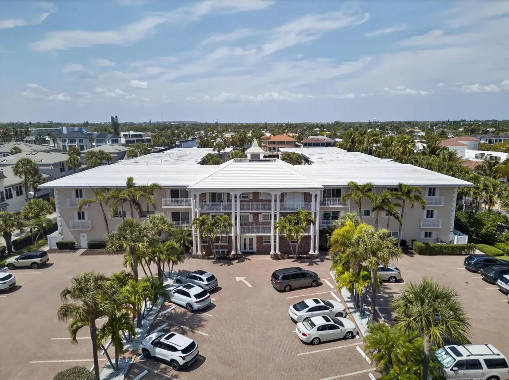 1198 Hillsboro Mile Hillsboro Beach FL 33062