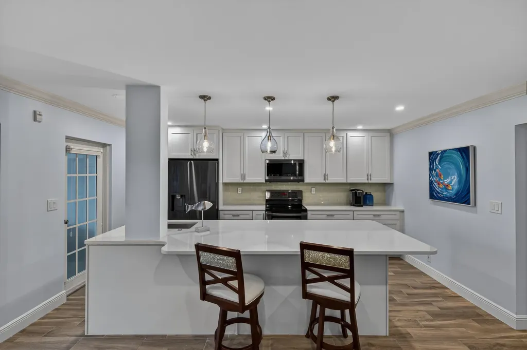 1198 Hillsboro Mile Hillsboro Beach FL 33062