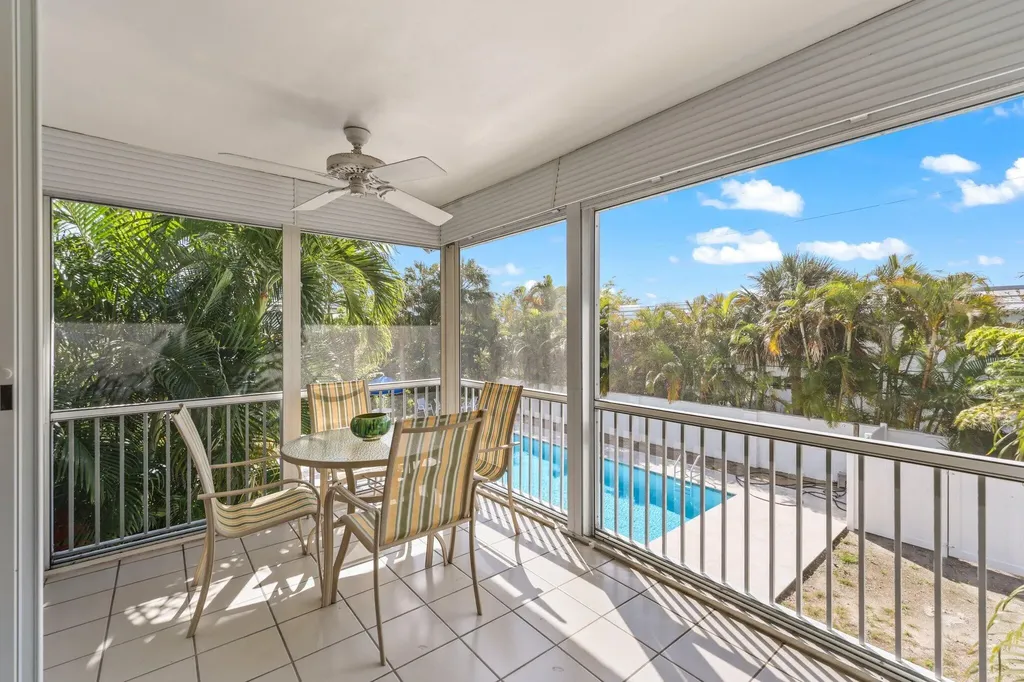 664 Forsyth Street Boca Raton FL 33487