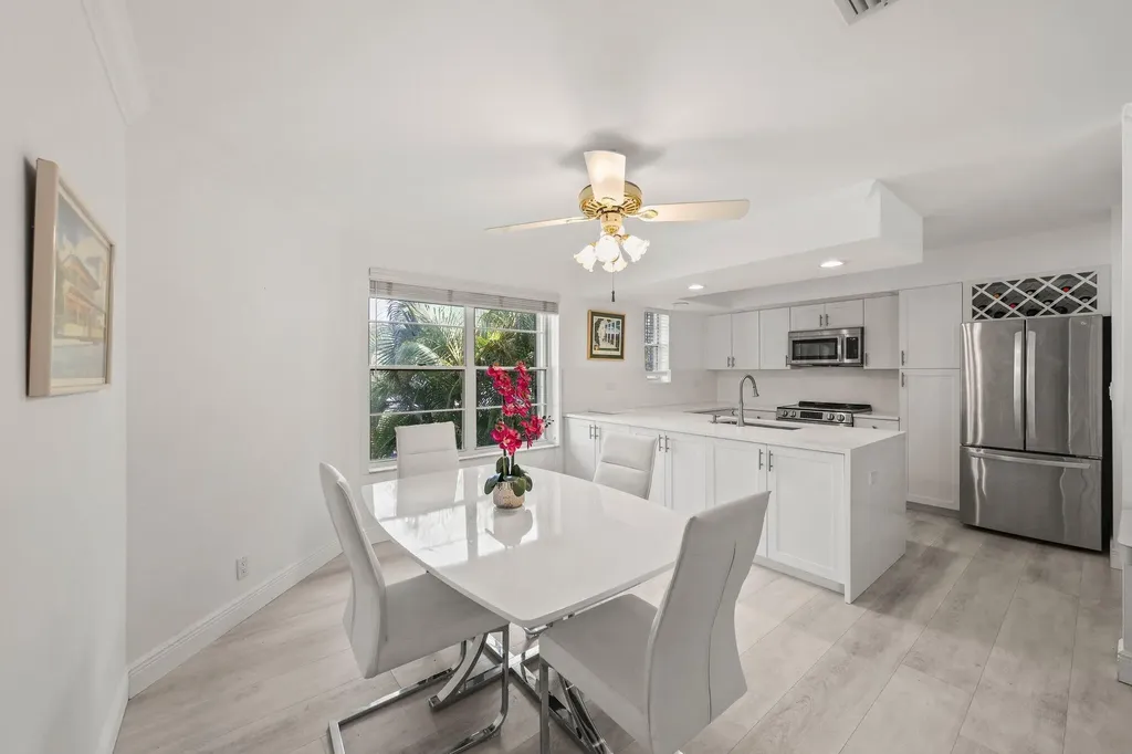 664 Forsyth Street Boca Raton FL 33487