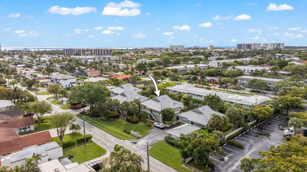 664 Forsyth Street Boca Raton FL 33487