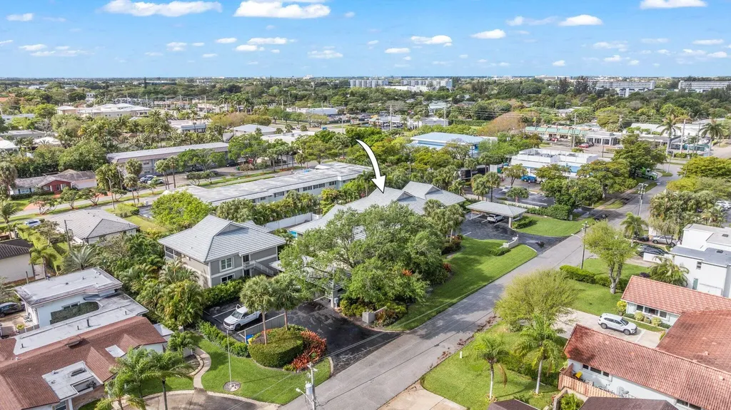 664 Forsyth Street Boca Raton FL 33487