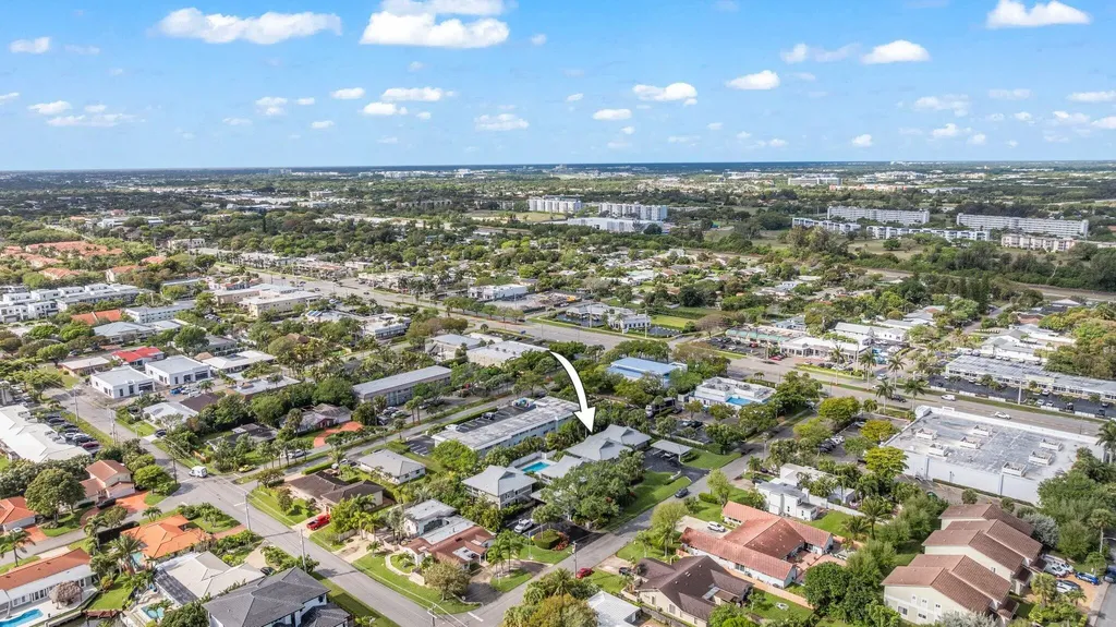 664 Forsyth Street Boca Raton FL 33487