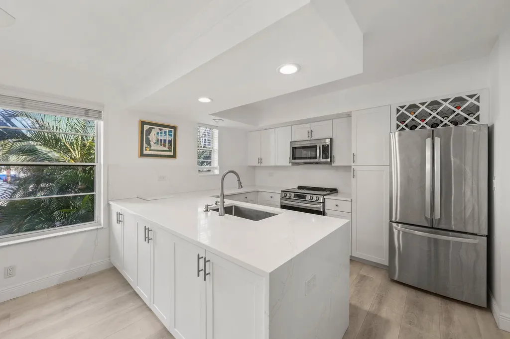 664 Forsyth Street Boca Raton FL 33487