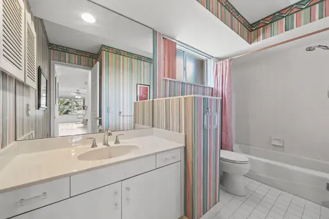664 Forsyth Street Boca Raton FL 33487