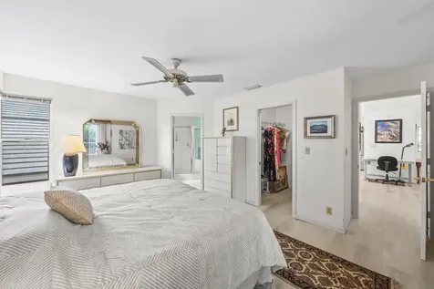 664 Forsyth Street Boca Raton FL 33487