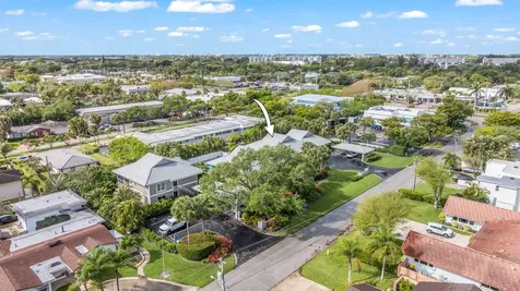 664 Forsyth Street Boca Raton FL 33487