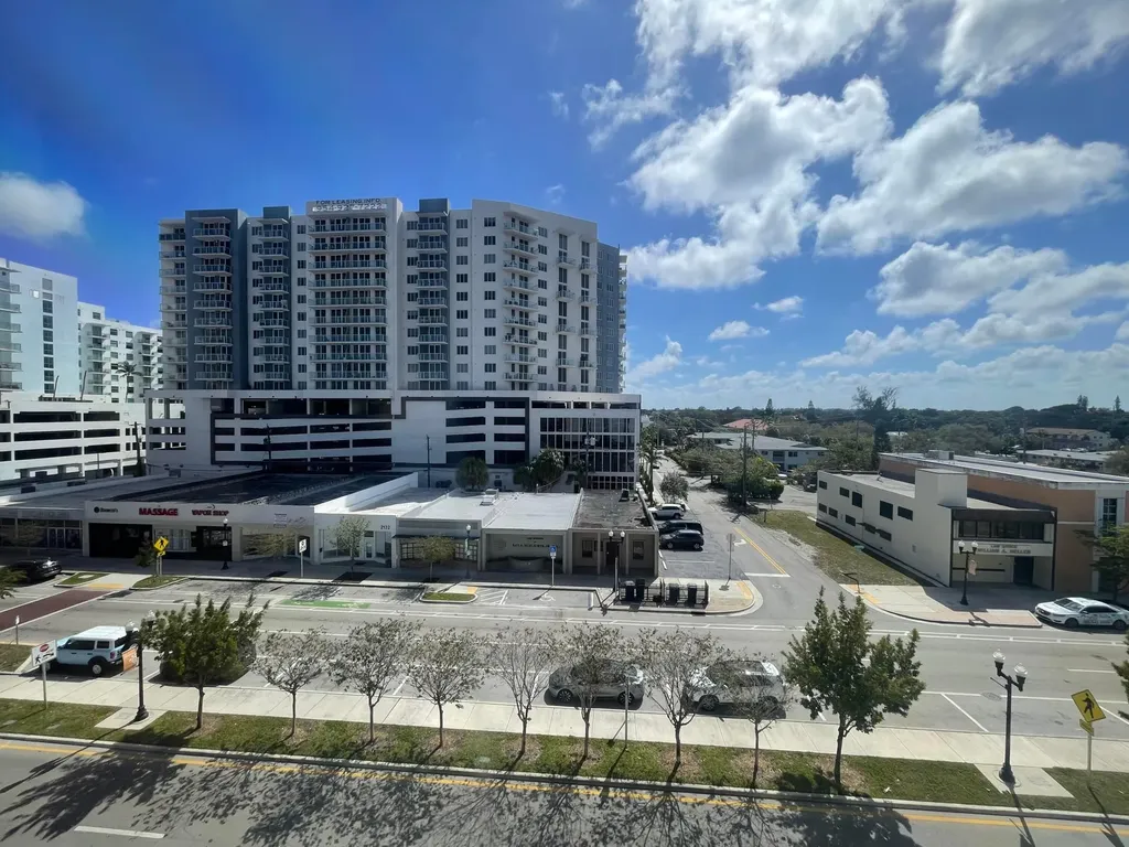 2131 Hollywood Boulevard Hollywood FL 33020