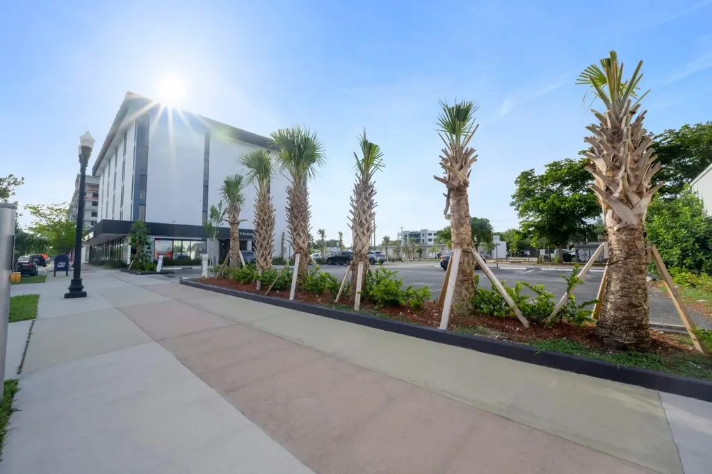 2131 Hollywood Boulevard Hollywood FL 33020