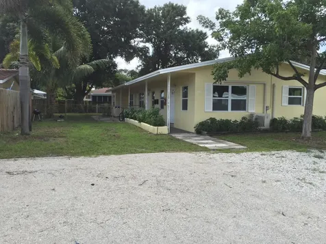 1140 SW 30th Street Fort Lauderdale FL 33315